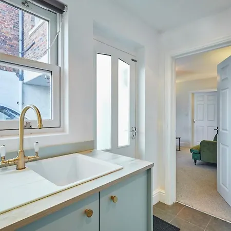 Apartment Host & - The Courtyard York